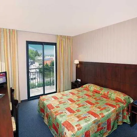 格罗里亚大道酒店