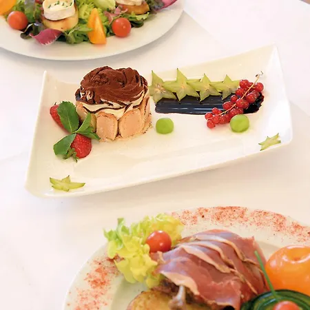 格罗里亚大道酒店 3*