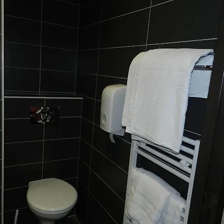 格罗里亚大道酒店