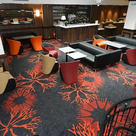 格罗里亚大道酒店 酒店 卢德