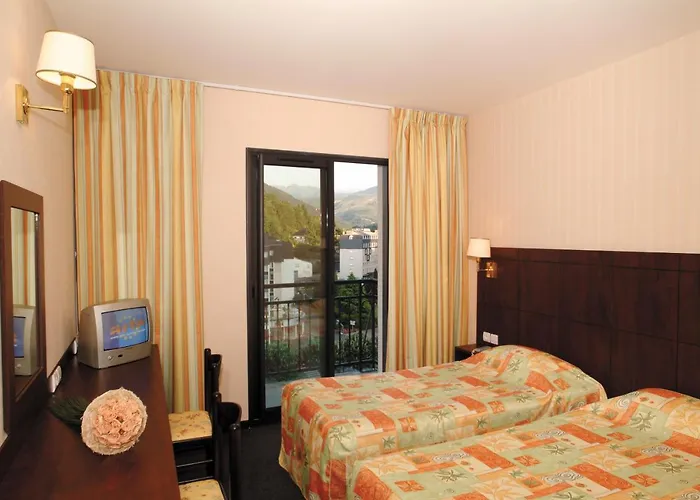 Gloria & Avenue Hotel