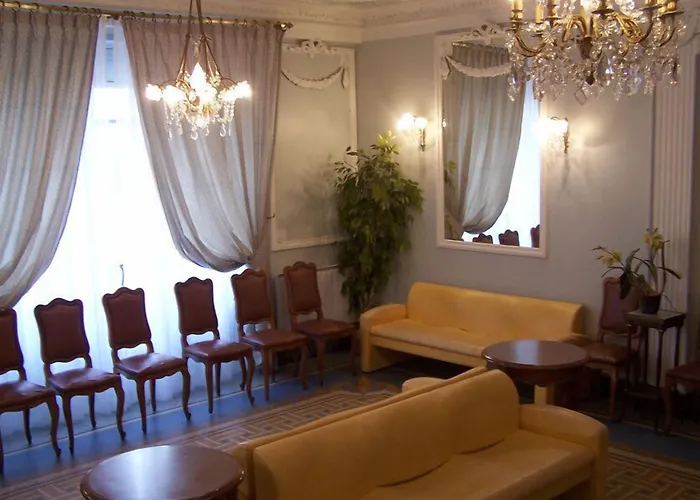 Hotel Gloria & Avenue Lourdes