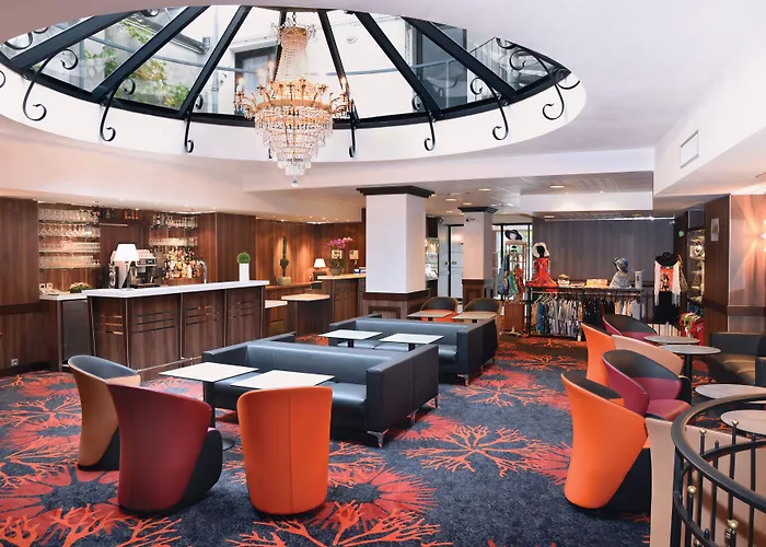 Hotel Gloria & Avenue 3*