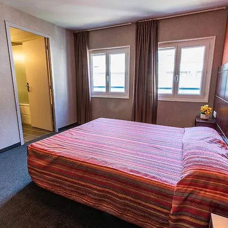 Gloria & Avenue Hotel 3*