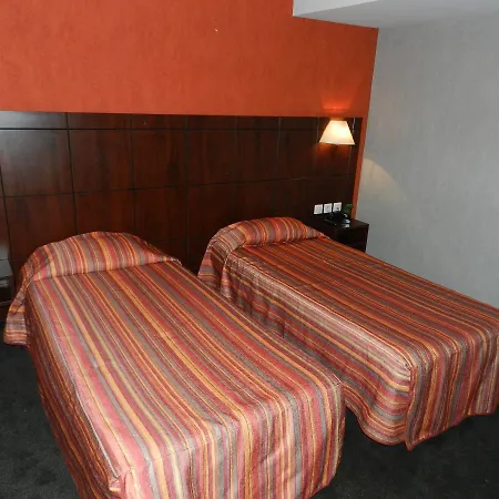 Gloria & Avenue Hotel Lourdes