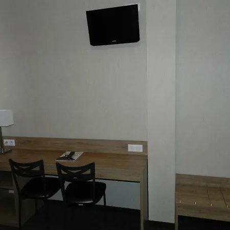 Gloria & Avenue Hotel