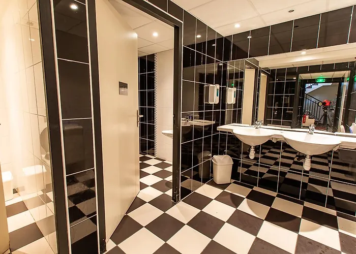 Gloria & Avenue 3* ルルド